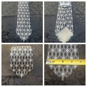 Claudio Lugli men’s silk tie
Made in Italy